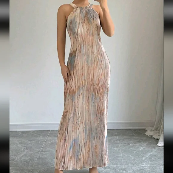 Women's Elegant Tie-Dye Printed Pleated Dress Maxi Women Outfit - Picture 2 of 4